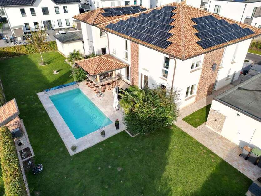 Haus zum Kaufen in Enger 1.050.000 € 367 m²