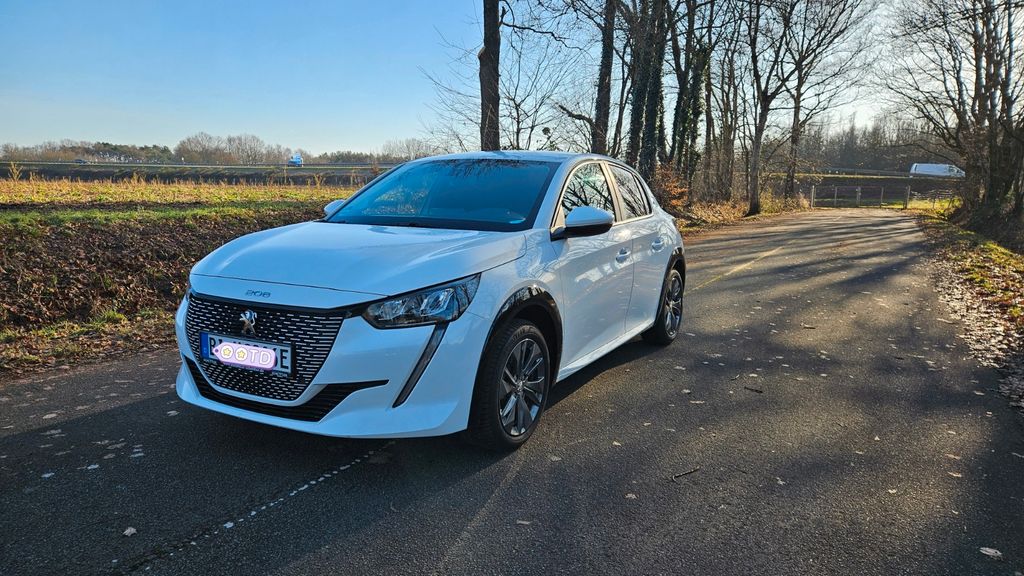 Peugeot 208 41.000 km 15.500 &euro; Bielefeld 33659