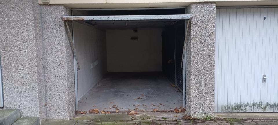 Garagen / Stellplätze Bielefeld - 90&euro; | Angebot:26454394