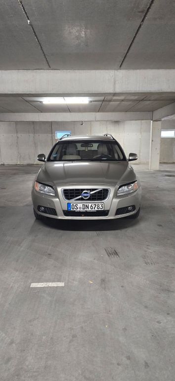 Volvo V70 285.202 km 7.000 € Hilter 49176