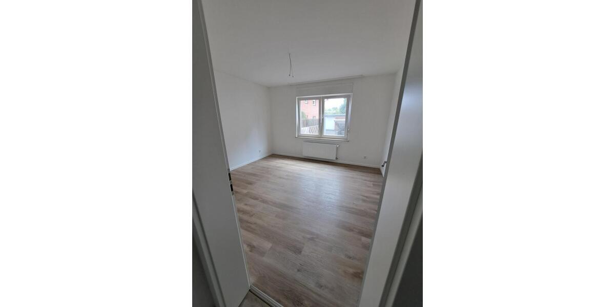 Erdgeschoßwohnung Gütersloh - 3 Zimmer, 75 m&sup2;, 725&euro; | Angebot:25235962