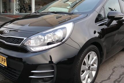 Kia Rio 42.378 km 10.500 € Herford 32051