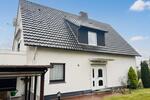 Einfamilienhaus Halle - 5 Zimmer, 140 m&sup2;, 1.450&euro; | Angebot:26075427