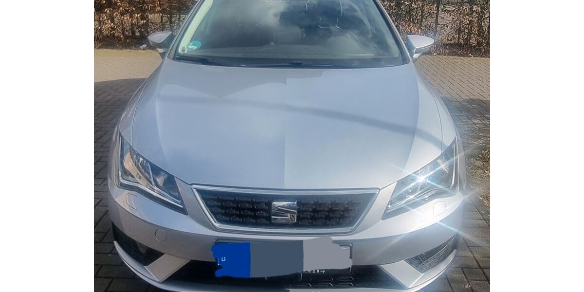 Seat Leon 67.600 km 12.900 &euro; Schloss Holte Stukenbrock 33758