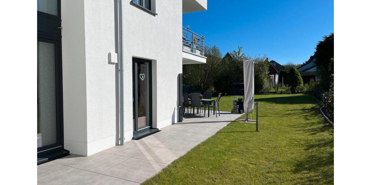 Erdgeschoßwohnung Lemgo - 3 Zimmer, 98 m&sup2;, 1.255&euro; | Angebot:26585771