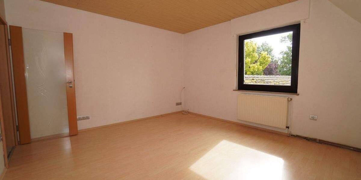 Mehrfamilienhaus, Wohnhaus Gütersloh / Hollen Hollen - 5 Zimmer, 149 m&sup2;, 349.000&euro; | Angebot:25611390