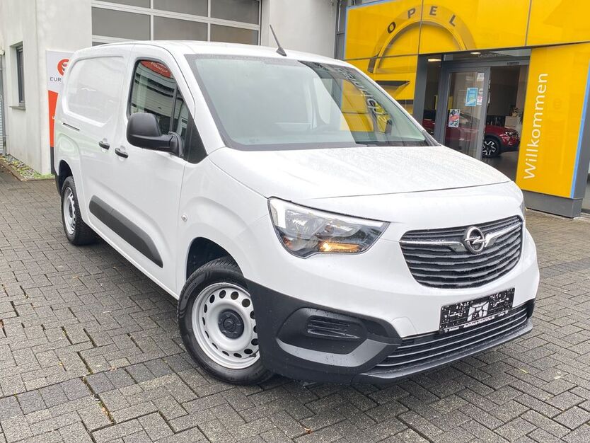 Opel Combo 15.500 km 13.850 € Detmold 32758