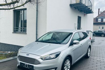 Ford Focus 103.000 km 10.800 &euro; Bielefeld 33647