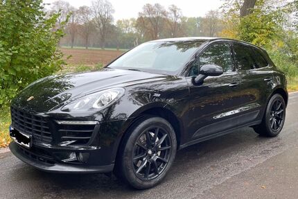 Porsche Macan 206.000 km 29.600 € Löhne 32584