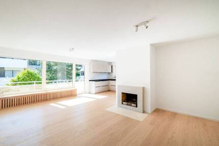 Eleganz, Komfort und Natur. Stilvolle Wohnung im Grünen.