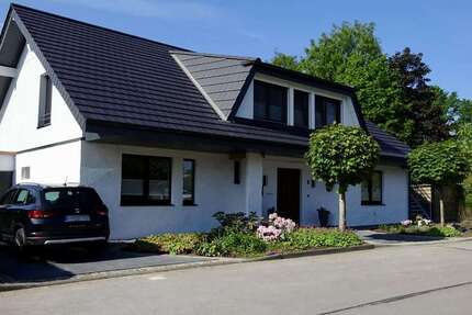 Haus zum Kaufen in Bad Salzuflen 759.000 € 267 m² 8 zimmer