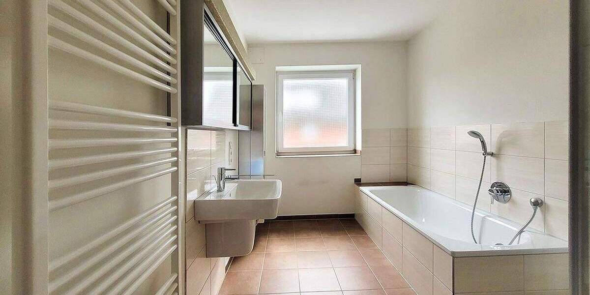 Etagenwohnung Schloß Holte-Stukenbrock Schloß Holte - 3 Zimmer, 93 m&sup2;, 295.000&euro; | Angebot:24884761