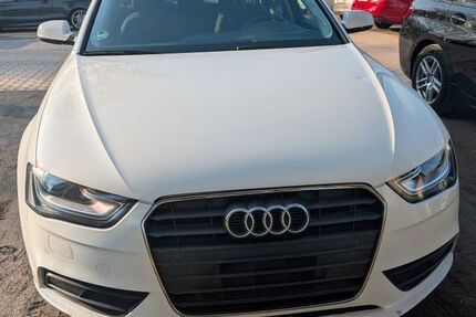 Audi A4 95.000 km 12.600 &euro; Bielefeld 33607