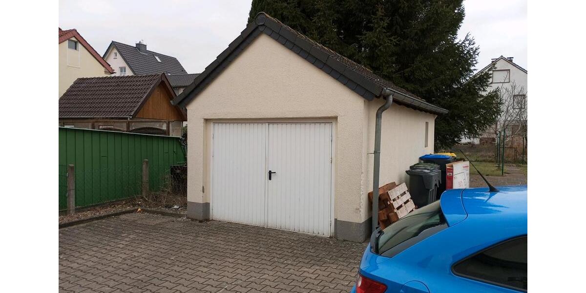 Einfamilienhaus Lage - 11 Zimmer, 340 m&sup2;, 1.400&euro; | Angebot:25352178