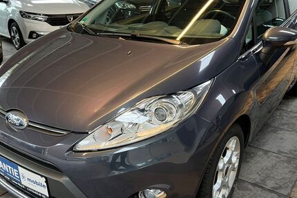 Ford Fiesta 90.000 km 4.999 € Lemgo 32657