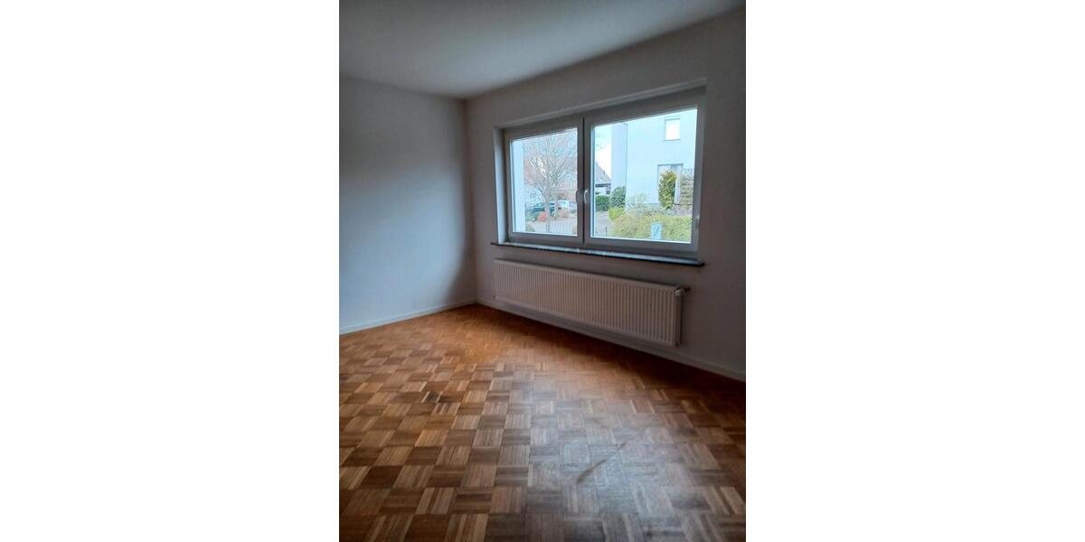 Etagenwohnung Detmold Hakedahl - 3 Zimmer, 62 m&sup2;, 866&euro; | Angebot:25988585
