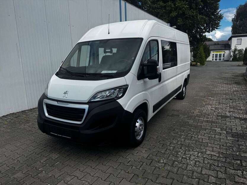 Peugeot Boxer 40.000 km 28.999 € Bad Salzuflen 32107