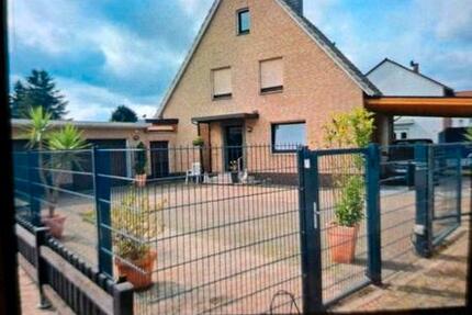 Haus Borgholzhausen - 10 Zimmer, 154 m&sup2;, 365.000&euro; | Angebot:26966737