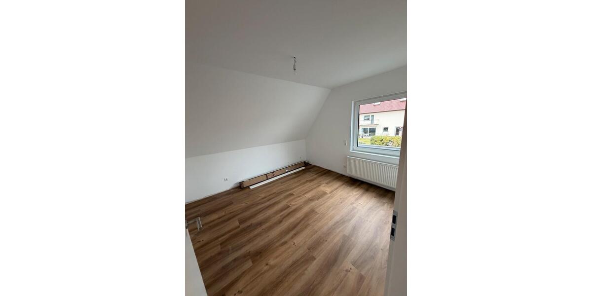 Dachgeschoßwohnung Herzebrock-Clarholz Clarholz - 3 Zimmer, 76 m&sup2;, 760&euro; | Angebot:25143750