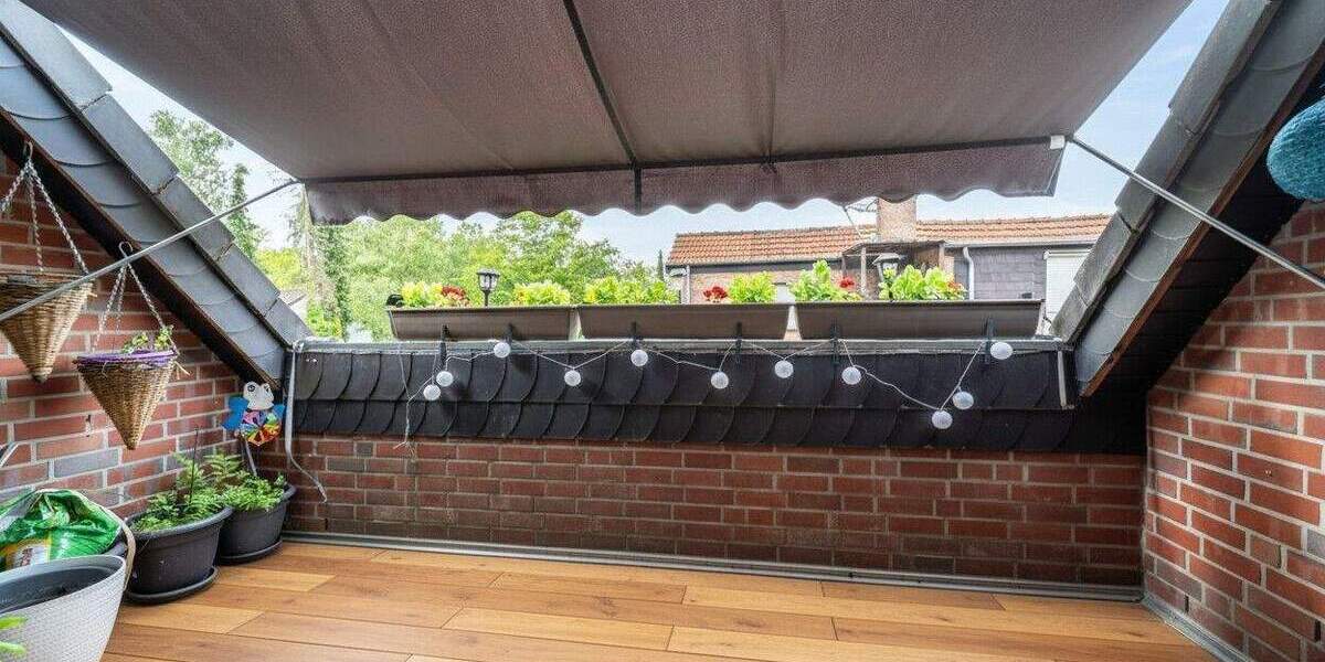 Etagenwohnung Gütersloh Innenstadt - 4 Zimmer, 105 m&sup2;, 295.000&euro; | Angebot:25771254