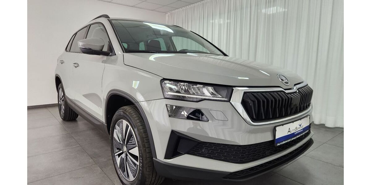 Skoda Karoq 15.251 km 24.990 &euro; Schloß Holte-Stukenbrock 33758
