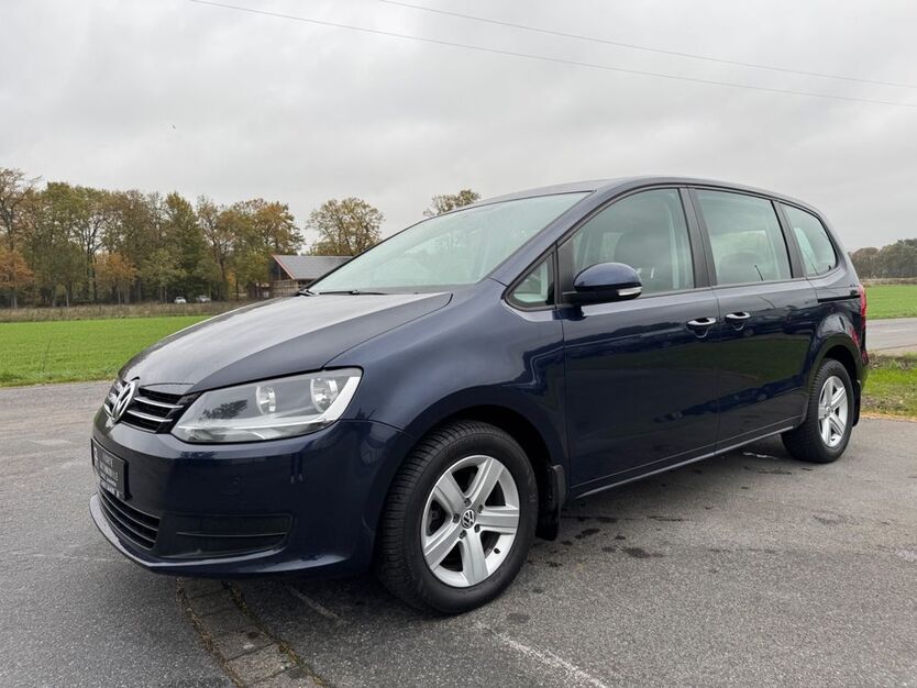 VW Sharan 98.798 km 11.900 € Bielefeld 33649