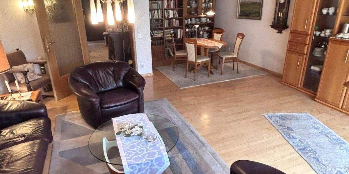 Reihenmittelhaus Bünde - 6 Zimmer, 129 m&sup2;, 279.000&euro; | Angebot:25777783