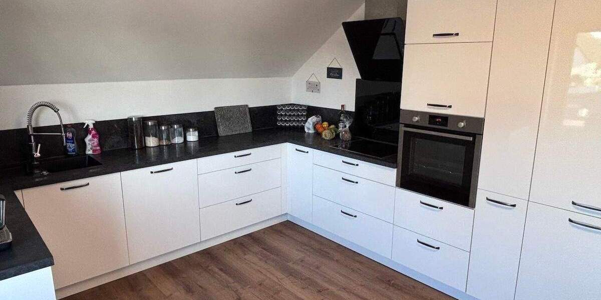 Etagenwohnung Bünde Dünne - 4 Zimmer, 130 m&sup2;, 890&euro; | Angebot:25109592