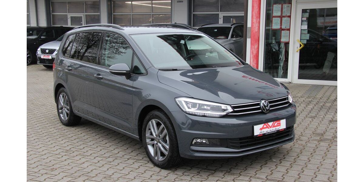 VW Touran 9.136 km 32.900 &euro; Hüllhorst 32609
