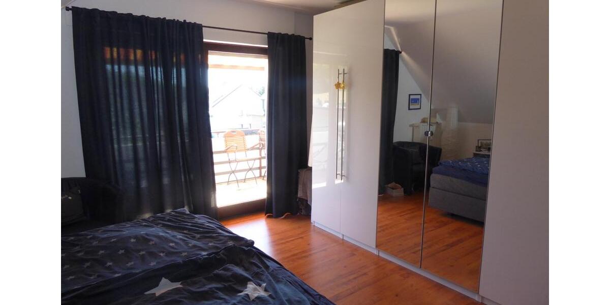 Dachgeschoßwohnung Bad Salzuflen - 3 Zimmer, 75 m&sup2;, 155.000&euro; | Angebot:25839540