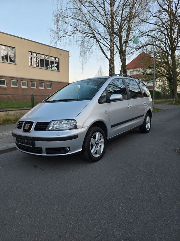 Seat Alhambra 220.000 km 5.999 € Herford 32049