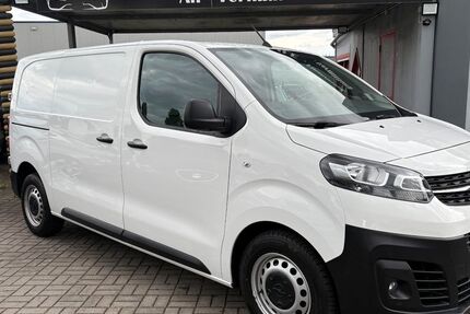 Opel Vivaro 157.311 km 12.999 € Enger 32130
