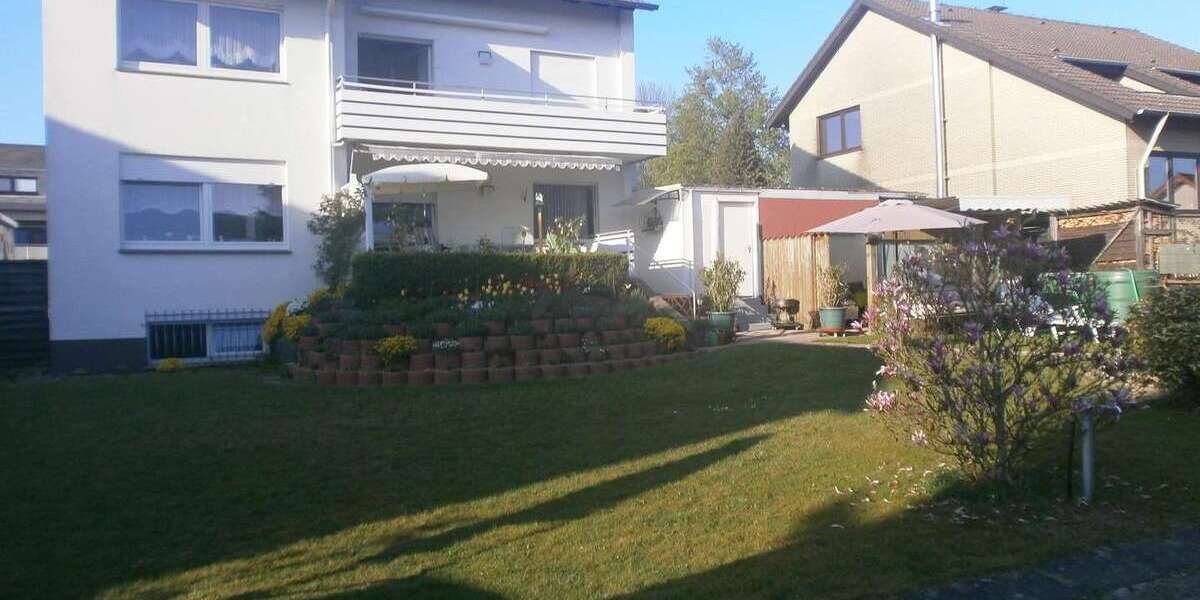 Einfamilienhaus Detmold Hakedahl - 10 Zimmer, 145 m&sup2;, 390.000&euro; | Angebot:26732285