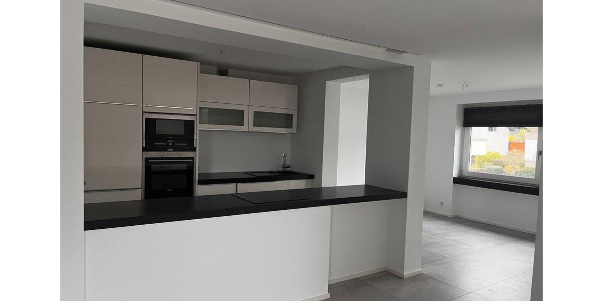 Etagenwohnung Detmold Hiddesen - 3.5 Zimmer, 92 m&sup2;, 1.300&euro; | Angebot:25591789