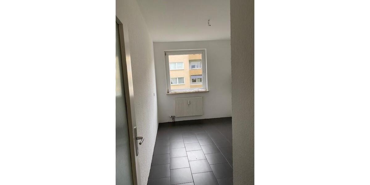 Erdgeschoßwohnung Bielefeld Jöllenbeck - 3 Zimmer, 76 m&sup2;, 579&euro; | Angebot:26358533