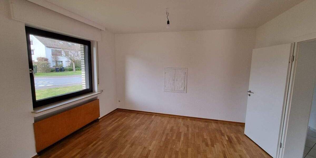 Etagenwohnung Bad Rothenfelde - 3 Zimmer, 90 m&sup2;, 650&euro; | Angebot:25683064