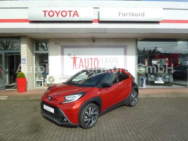 Toyota Aygo (X) 4.832 km 16.490 &euro; Bielefeld 33689