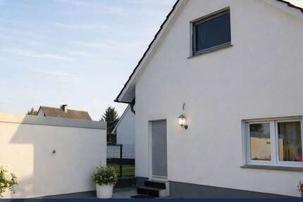 Haus Gütersloh Avenwedde - 11 Zimmer, 258 m&sup2;, 650.000&euro; | Angebot:25723912