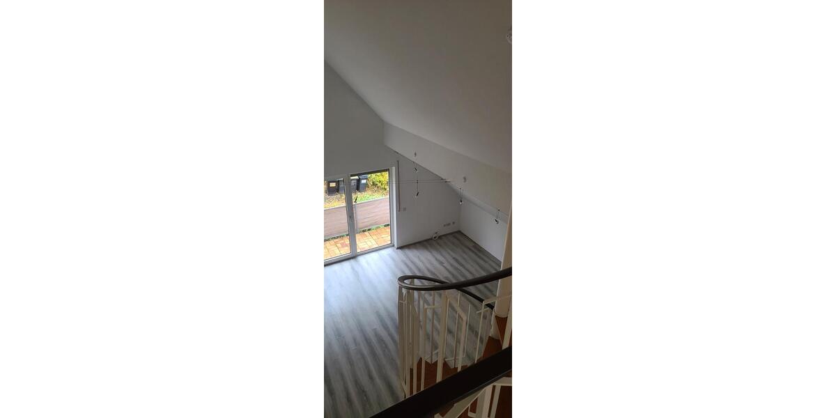 Dachgeschoßwohnung Bielefeld Brackwede - 3.5 Zimmer, 90 m&sup2;, 830&euro; | Angebot:26214401
