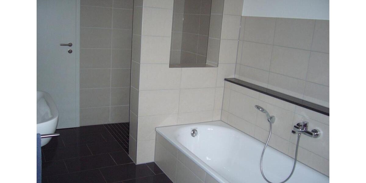 Erdgeschoßwohnung Hilter am Teutoburger Wald - 6 Zimmer, 133 m&sup2;, 950&euro; | Angebot:25547969