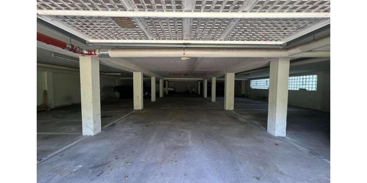 Autosammler, Oldtimer oder Gewerbebetrieb aufgepasst! zimmer