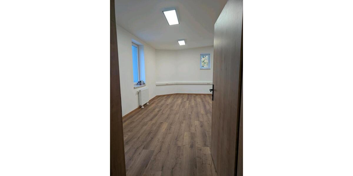 Gewerbeobjekt Bielefeld Brackwede - 1.300&euro; | Angebot:25662920