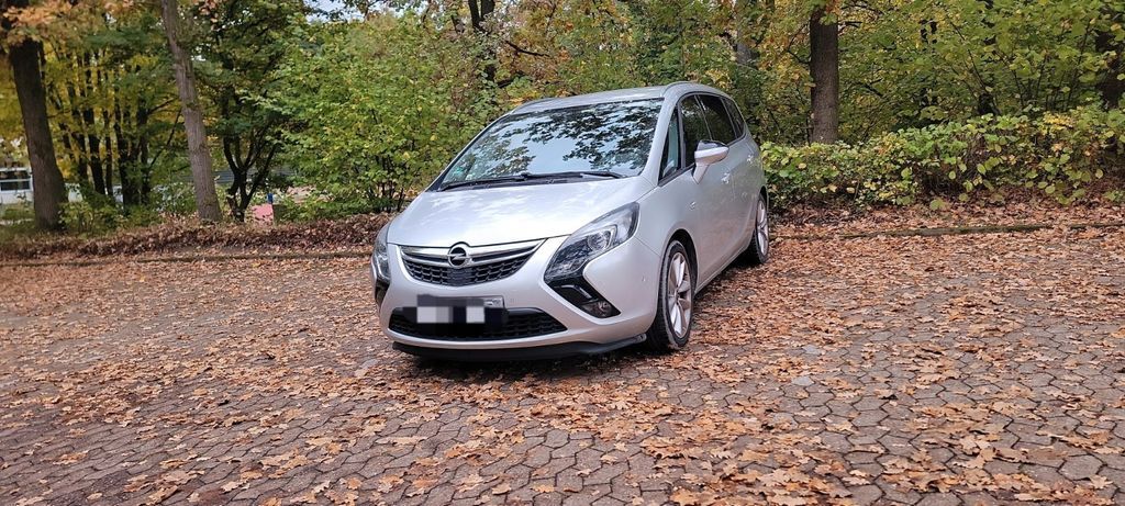 Opel Zafira Tourer 142.000 km 7.250 € Bielefeld 33729