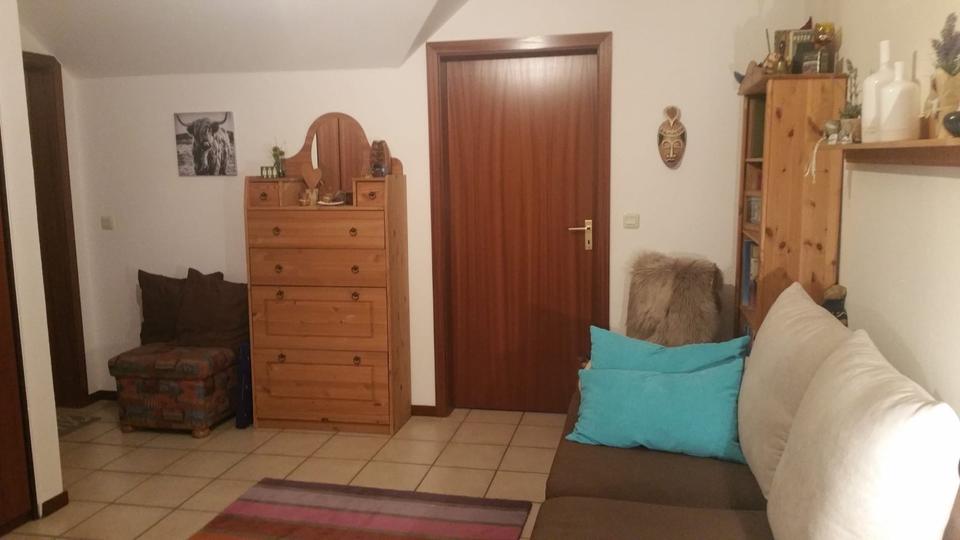 Dachgeschoßwohnung Herford Falkendiek - 2.5 Zimmer, 90 m&sup2;, 650&euro; | Angebot:25545190