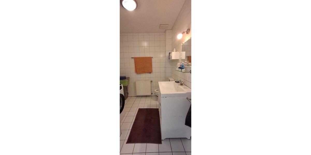 Dachgeschoßwohnung Steinhagen - 3 Zimmer, 80 m&sup2;, 187.000&euro; | Angebot:27297084
