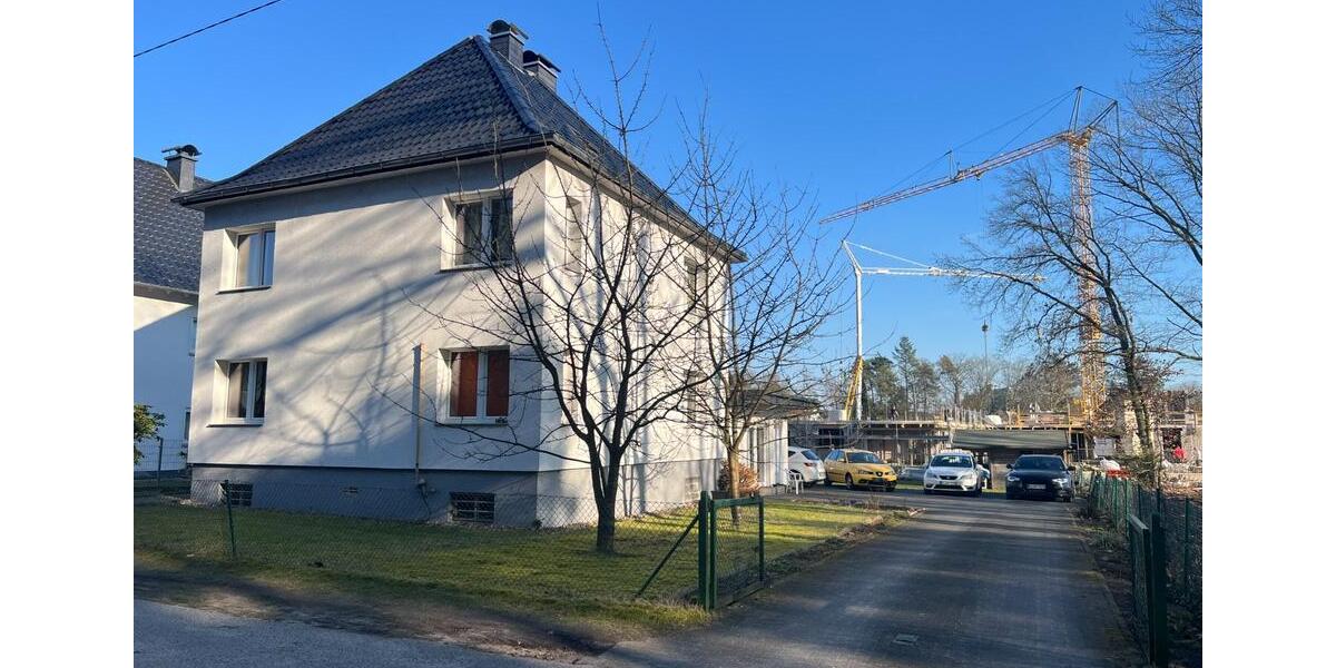 Einfamilienhaus Bielefeld Sennestadt - 8 Zimmer, 200 m&sup2;, 450.000&euro; | Angebot:25626644