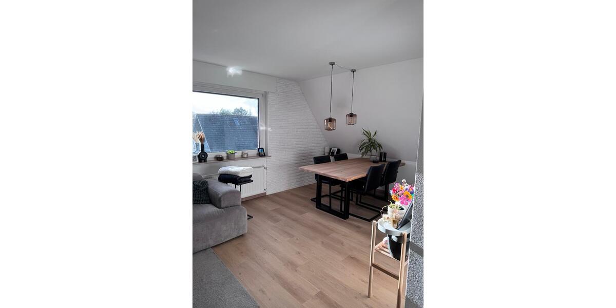 Dachgeschoßwohnung Gütersloh Isselhorst - 2 Zimmer, 60 m&sup2;, 770&euro; | Angebot:25660345
