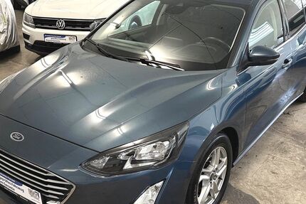 Ford Focus 84.000 km 14.990 € Rietberg 33397