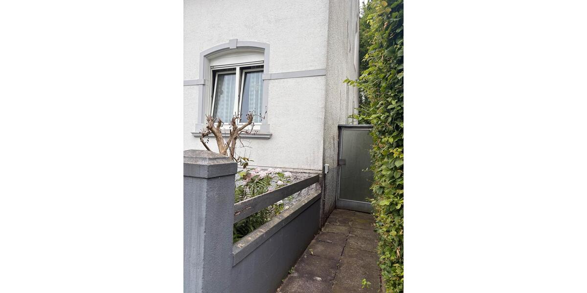 Einfamilienhaus Bünde - 7 Zimmer, 150 m&sup2;, 275.000&euro; | Angebot:27003178