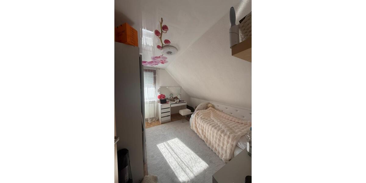Doppelhaushälfte Augustdorf - 5 Zimmer, 107 m&sup2;, 435.000&euro; | Angebot:27158240